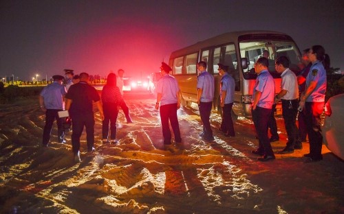 《江西日报》江西“百日攻坚”行动：不放过一个漏洞 不留下一个死角